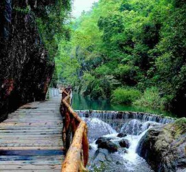 攀枝花周边旅游(周边旅游景区哪里好玩)