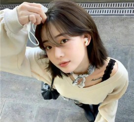 攀枝花伴游女生云微微的资料