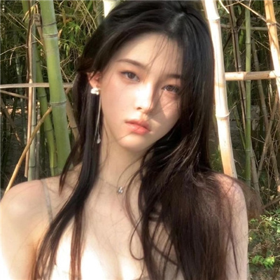 攀枝花与商务伴游共进晚餐，愉快的营业会谈起头了