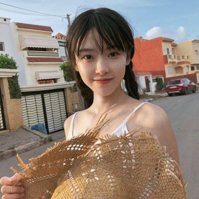 攀枝花伴游女生李梓萱的资料