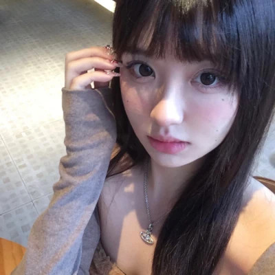 攀枝花伴游女生车简丽的资料