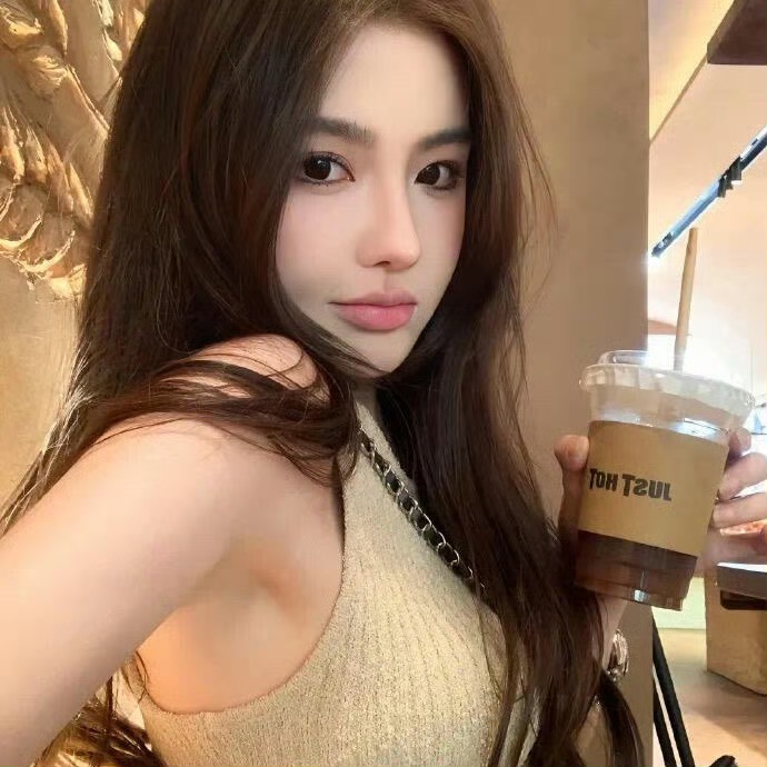 攀枝花伴游女生阿丽米热·艾美尔的资料