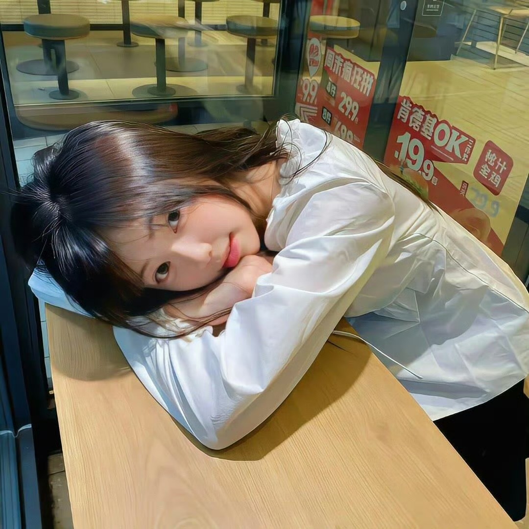 攀枝花伴游女生沈雨晴的资料