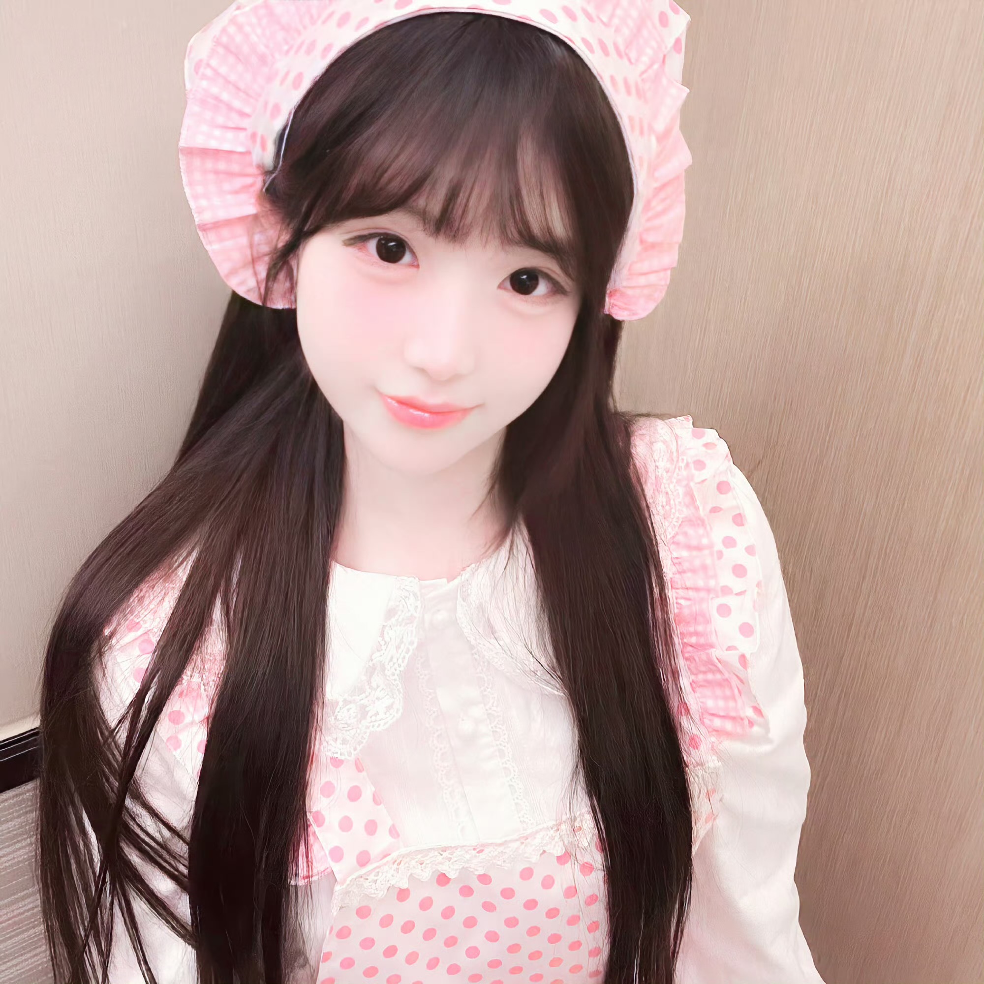 攀枝花伴游女生 | Livia的资料